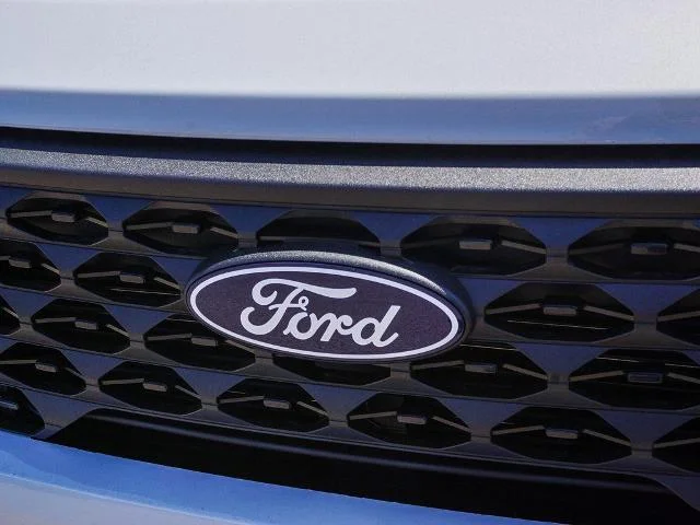 2025 Ford Maverick XLT - Photo 31