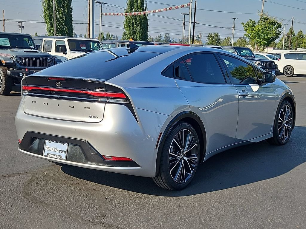 Used 2024 Cutting Edge Toyota Limited image 6