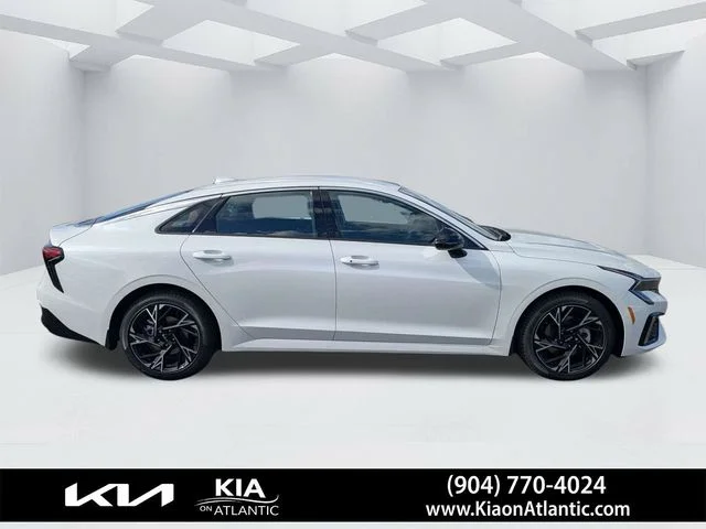 New 2026 Snow White Pearl Kia GT-Line FWD image 2