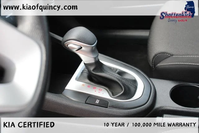 Used 2024 White Kia LXS image 24