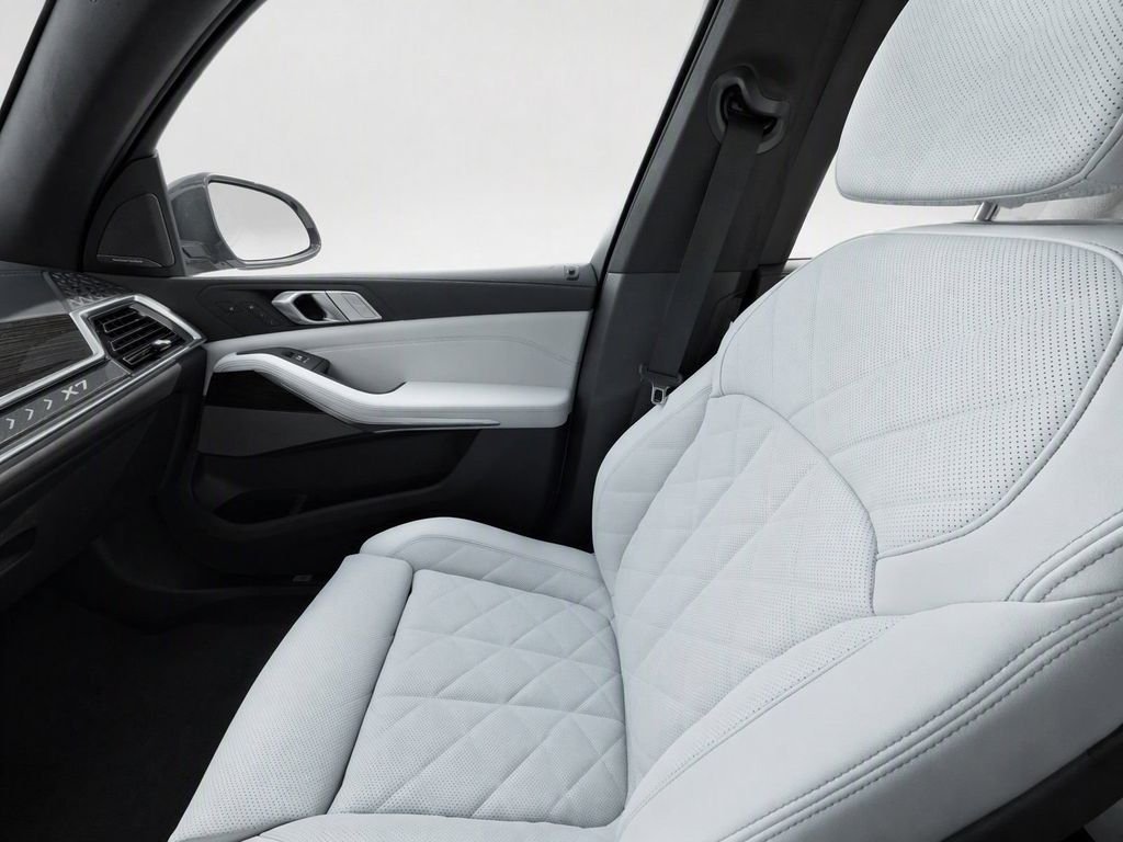 New 2027 Alpine White BMW xDrive40i image 30