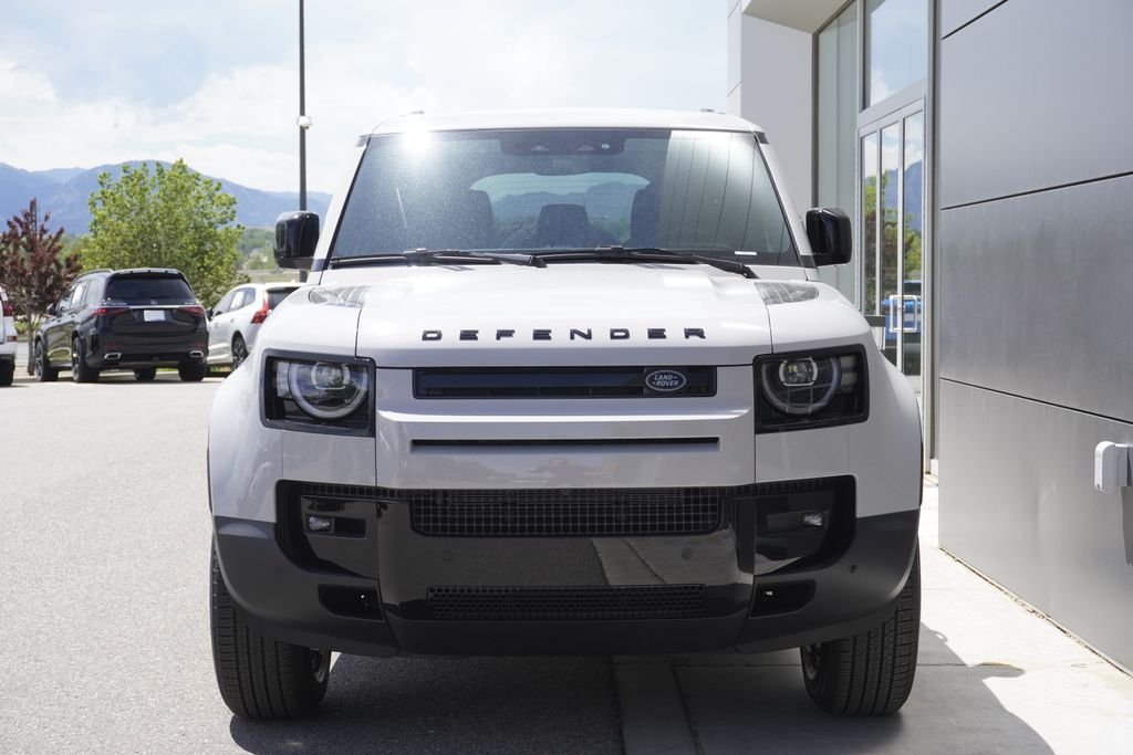 New 2026 Borasco Grey Land Rover S image 5