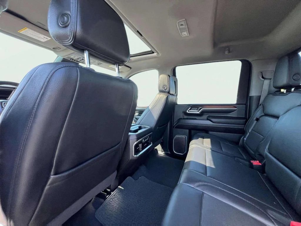Used 2025 Onyx Black GMC Denali image 21
