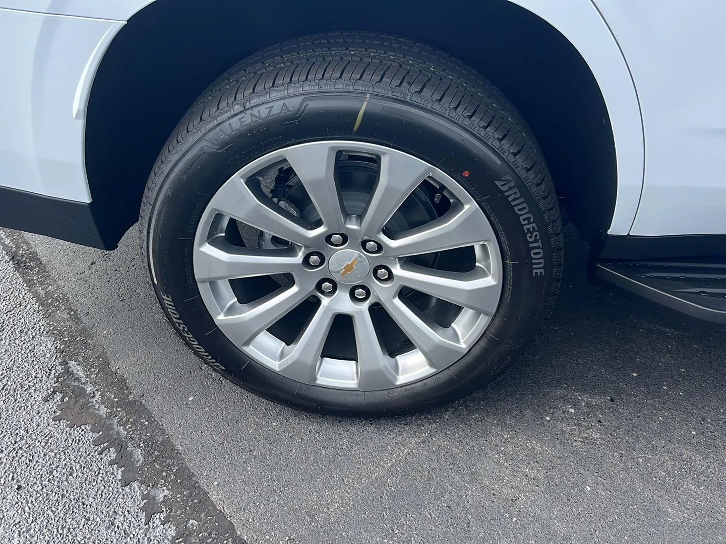 New 2026 Polar White Tricoat Chevrolet Premier image 37
