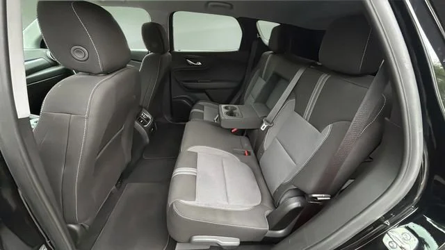Used 2025 Black Chevrolet 2LT image 19