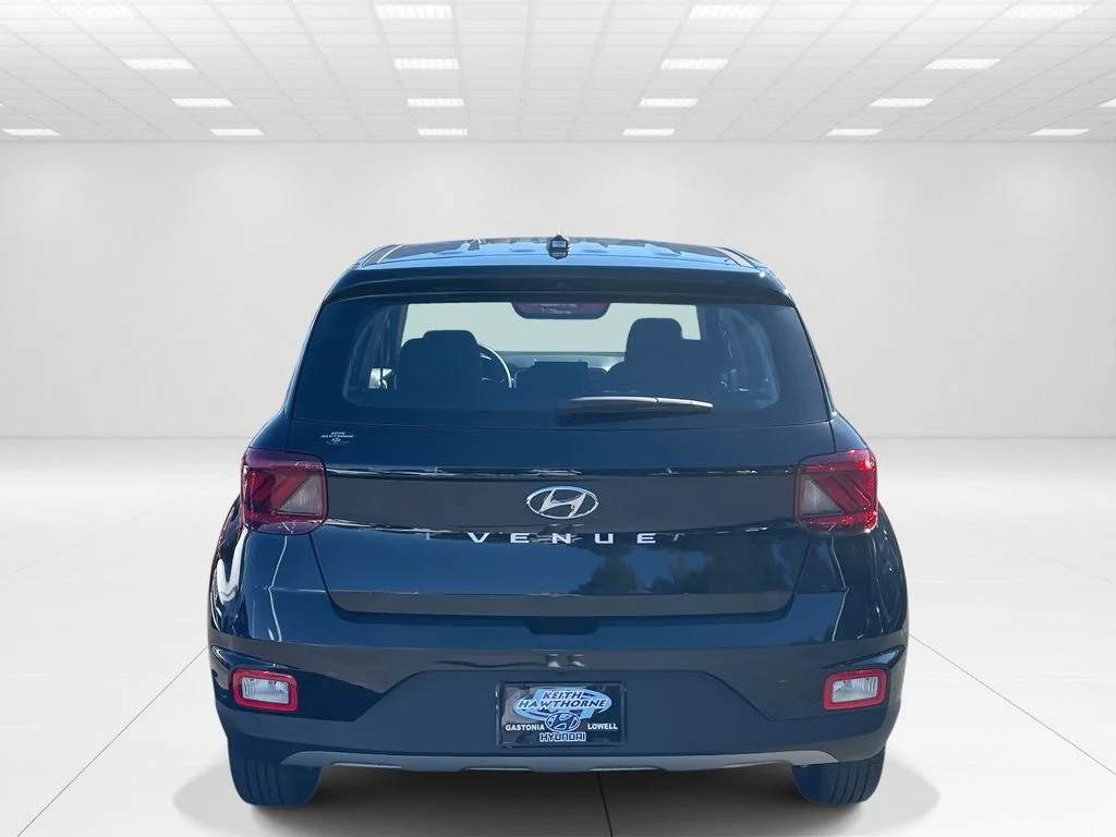 New 2026 Black Hyundai SE image 6