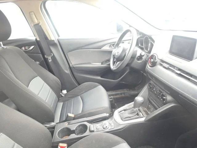 Used 2017 White Mazda Sport image 6
