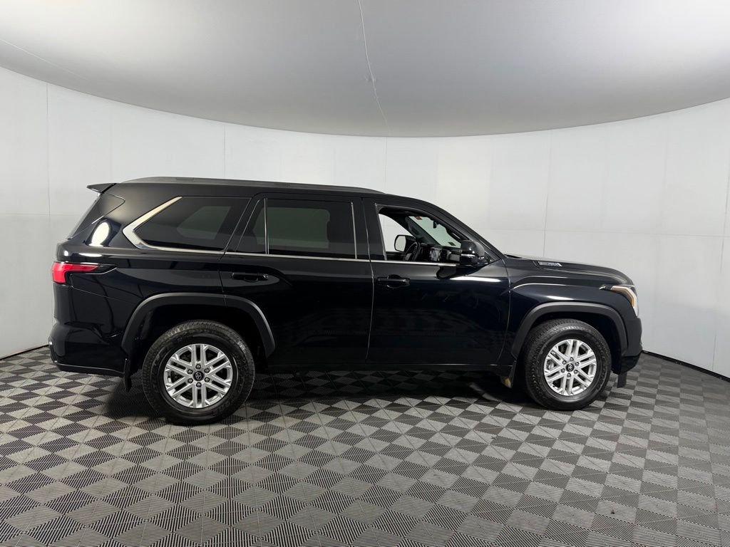 Used 2025 Black Toyota SR5 image 3