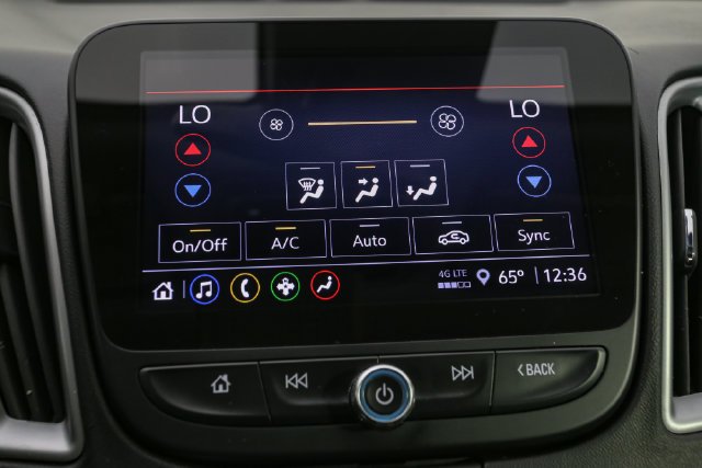 Used 2025 Blue Chevrolet LT image 21