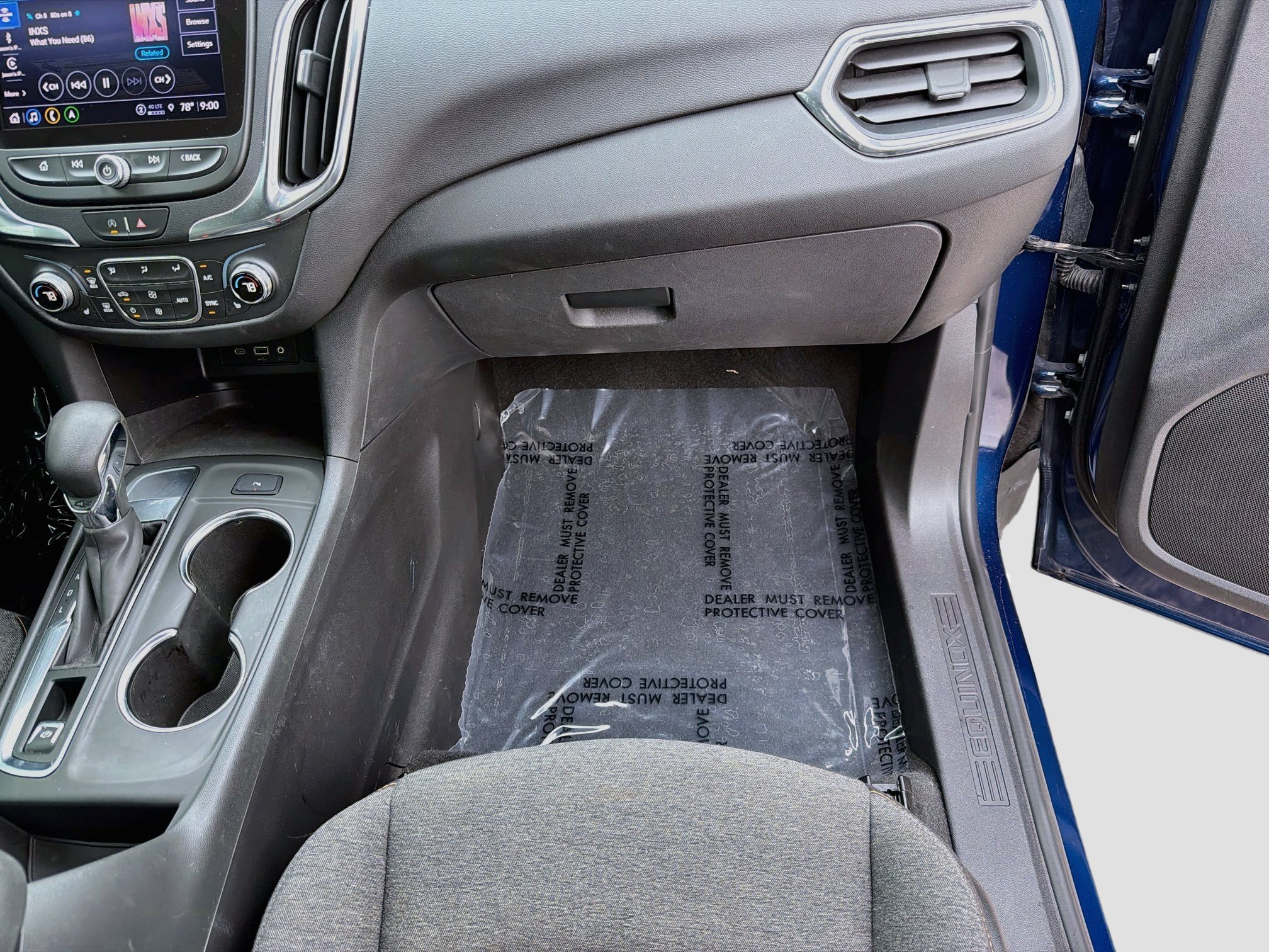 Used 2022 Blue Glow Metallic Chevrolet LT image 18