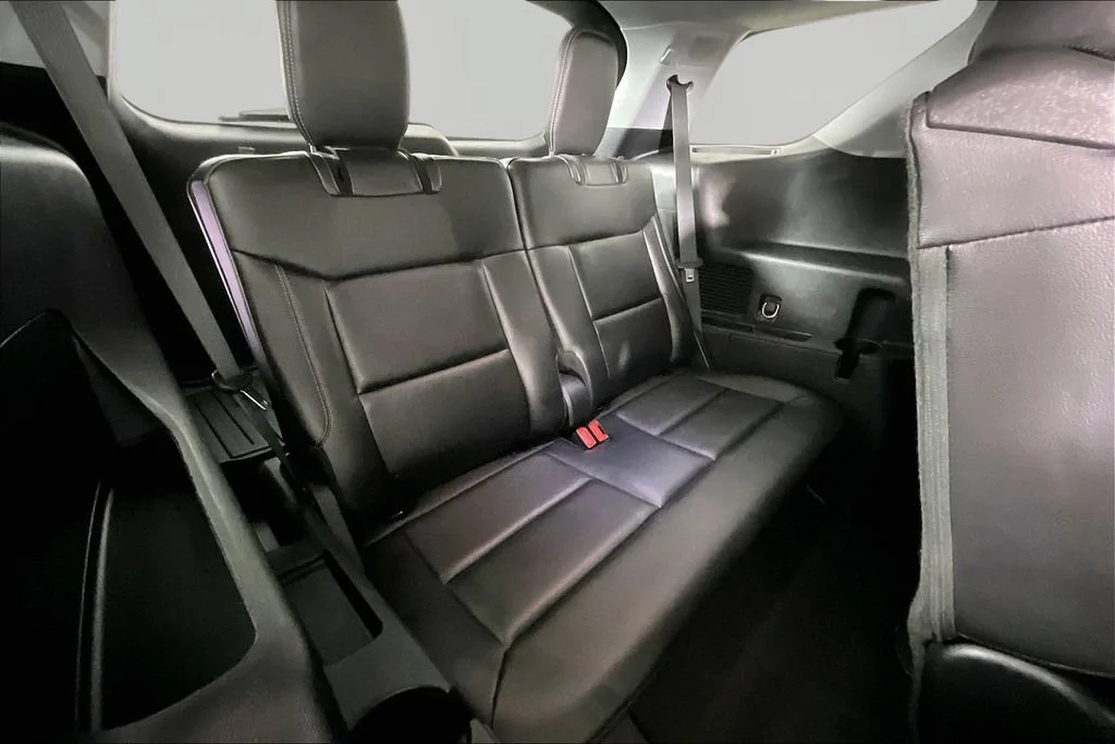 Certified Used 2023 Silver Ford Limited image 25