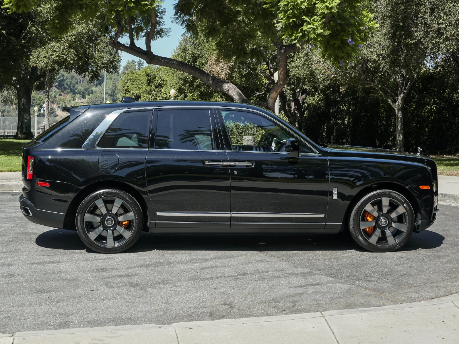 Certified Used 2024 Black Diamond Rolls-Royce  image 8