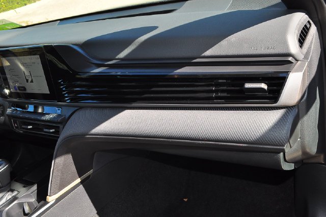Used 2026  Toyota SE image 20