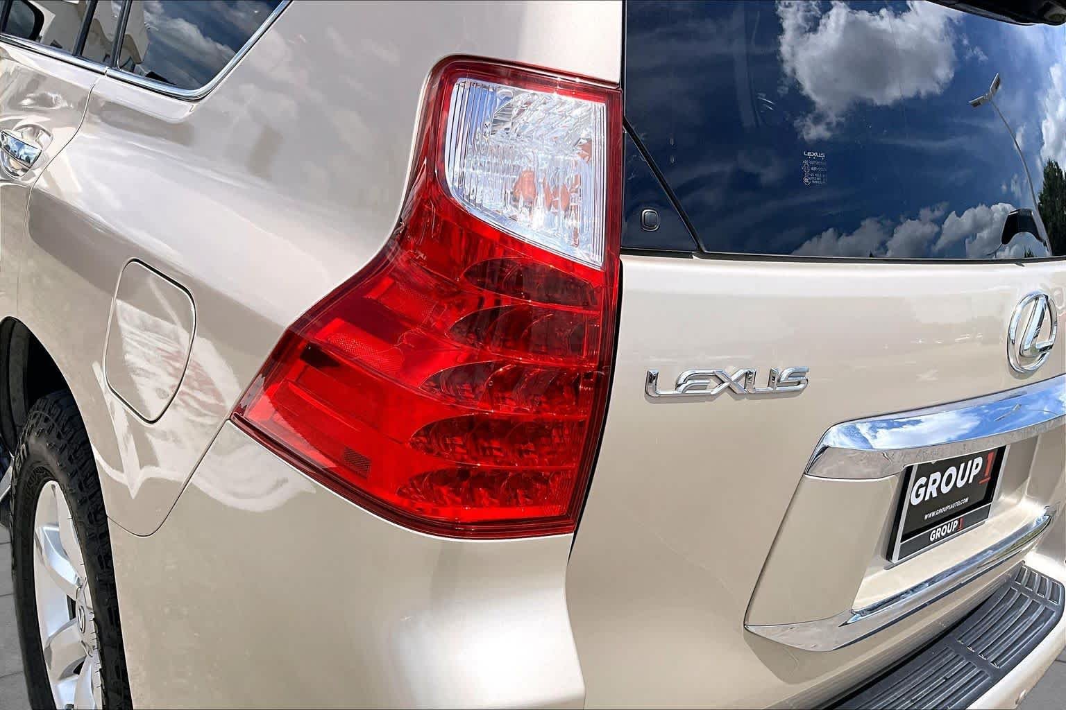 Used 2010 Satin Cashmere Metallic Lexus Premium image 24