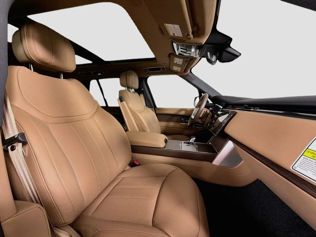 New 2026 Belgravia Green Land Rover SE PHEV image 30