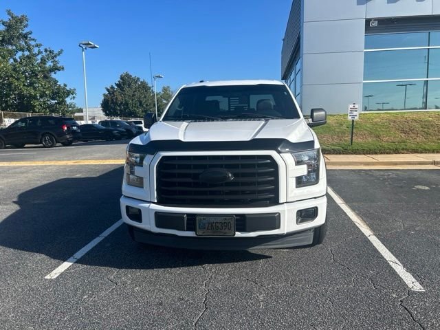Used 2017 Oxford White Ford XLT image 5