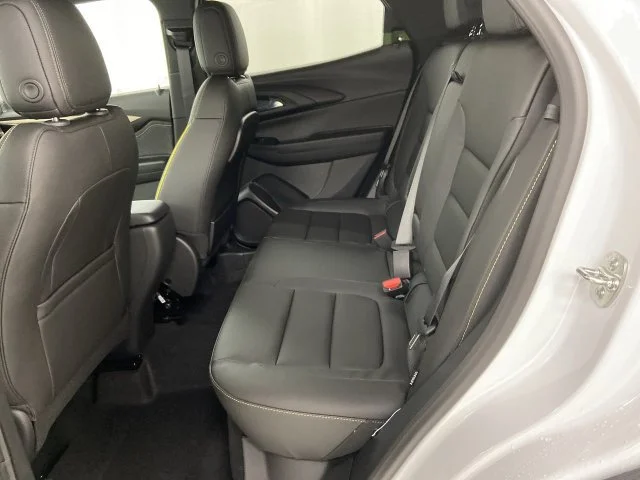 Used 2024 Summit White Chevrolet ACTIV image 22