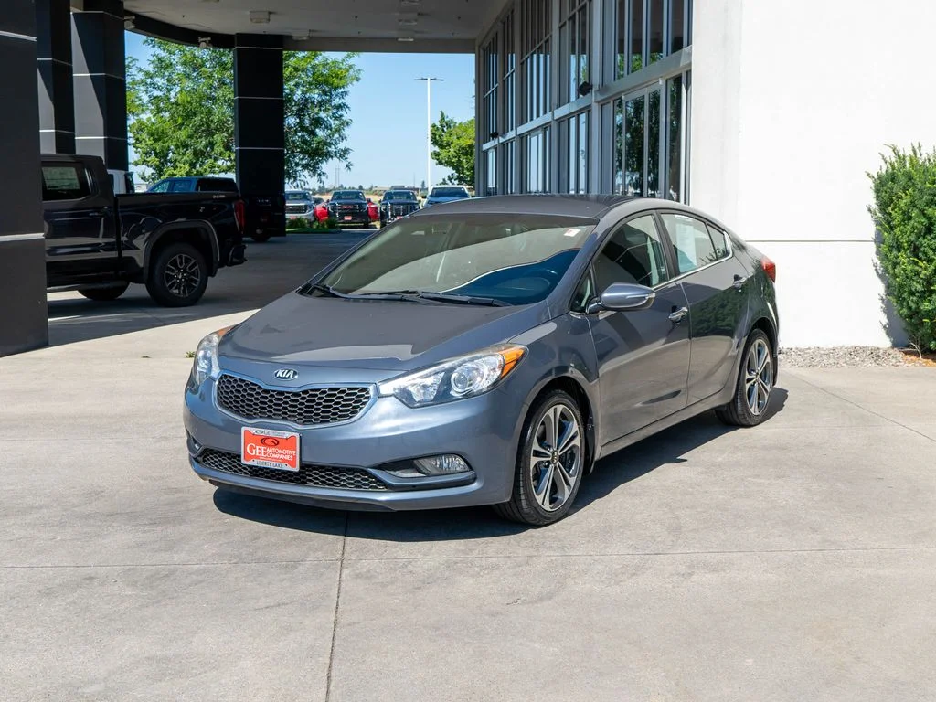 Used 2014 Blue Kia EX image 3