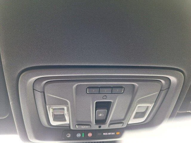 Used 2023 WHITE GMC AT4 image 20