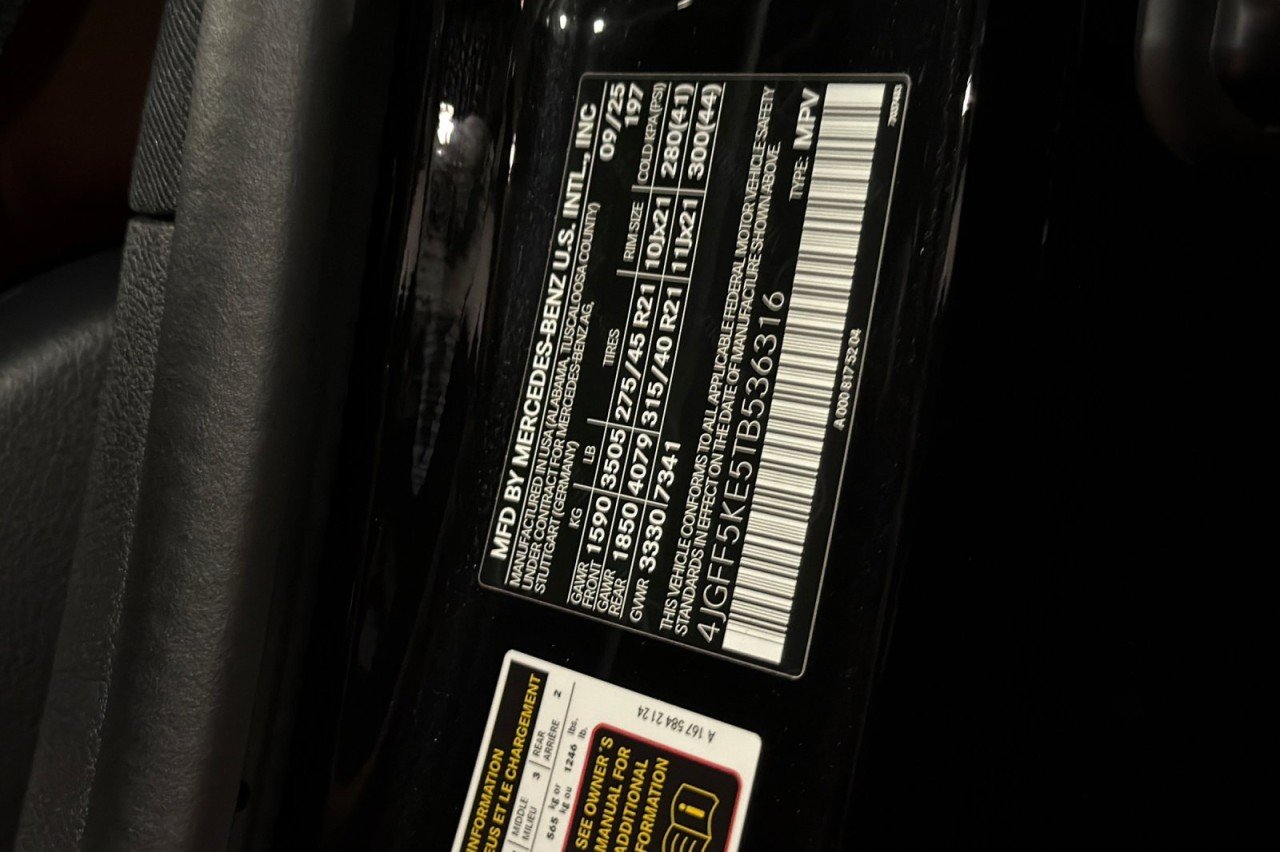 New 2026 Obsidian Black Metallic Mercedes-Benz GLS 450 4MATIC® SUV image 29