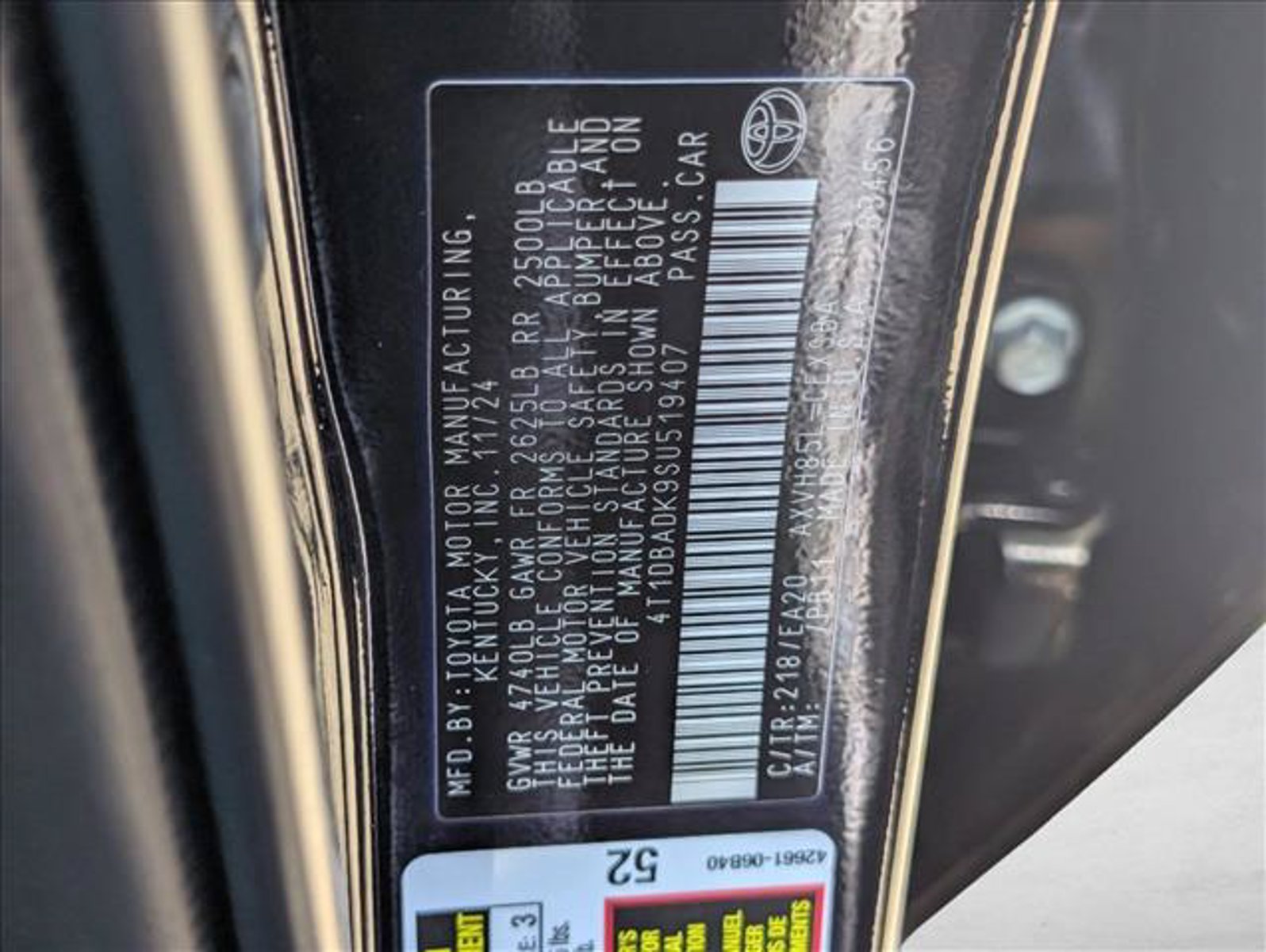 Used 2025 Midnight Black Metallic Toyota SE image 24