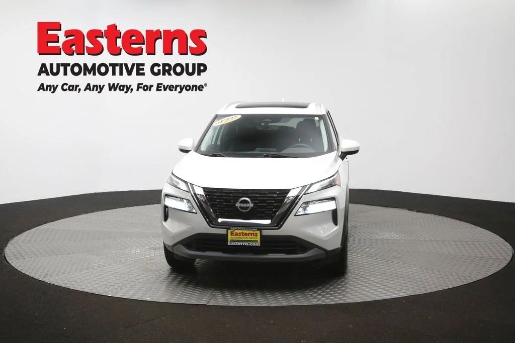 Used 2023 White Nissan SV image 55