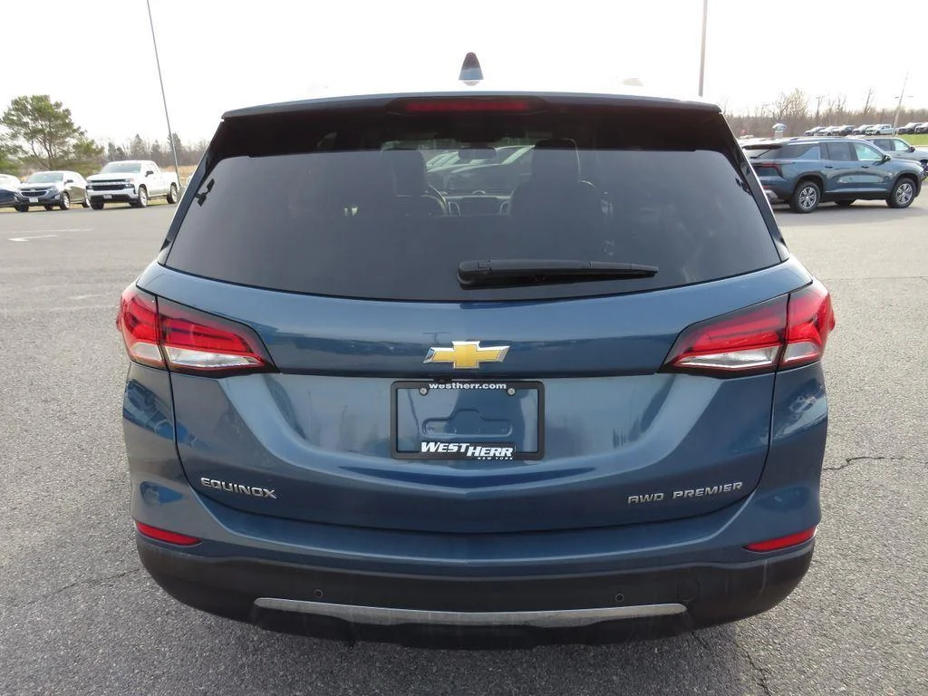 Used 2024 Lakeshore Blue Metallic Chevrolet Premier image 8
