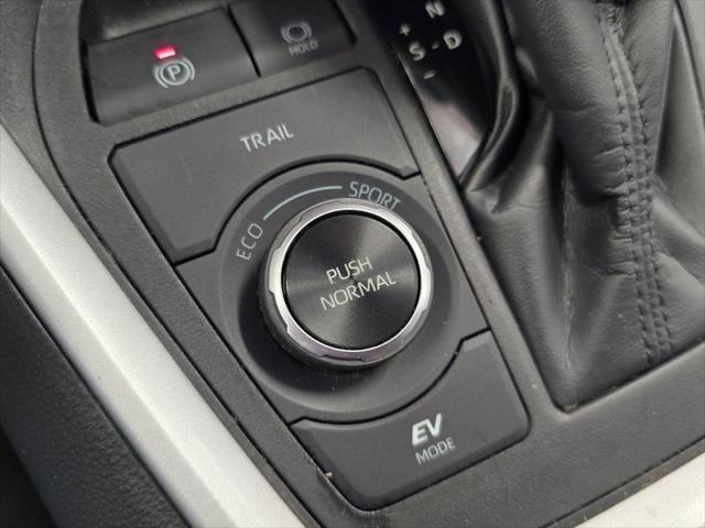 Certified Used 2022 ICE CAP Toyota  image 6