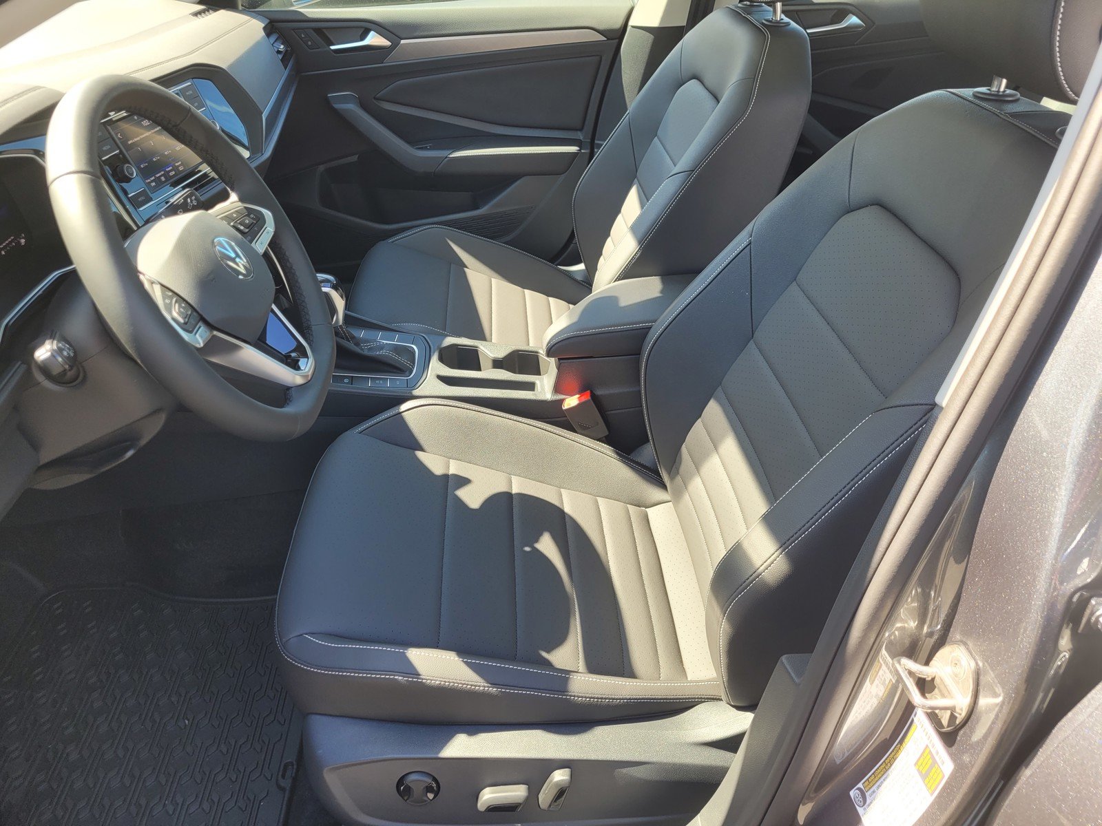 New 2024 Gray Volkswagen 1.5T SE image 9