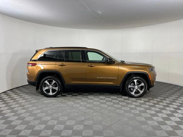 Used 2026 Brown Jeep Limited image 8