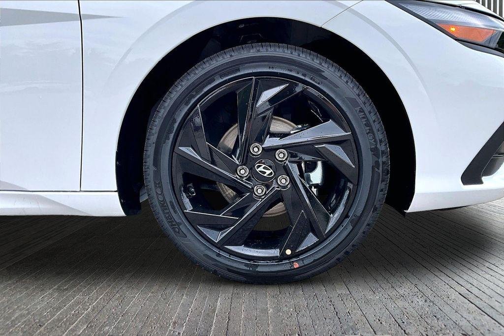 New 2026 Serenity White Hyundai SEL Sport image 13