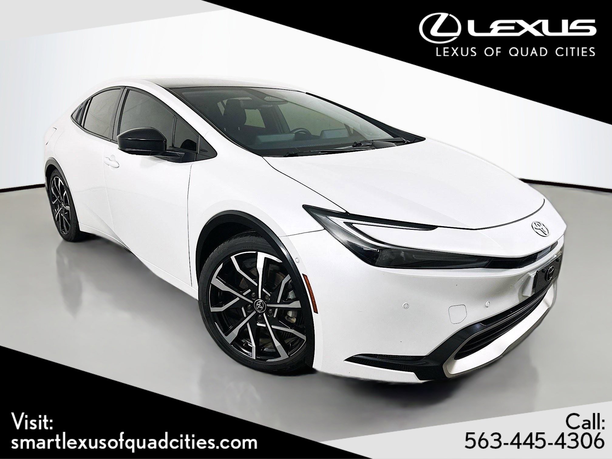 2024 Toyota Prius Prime XSE Premium's photo