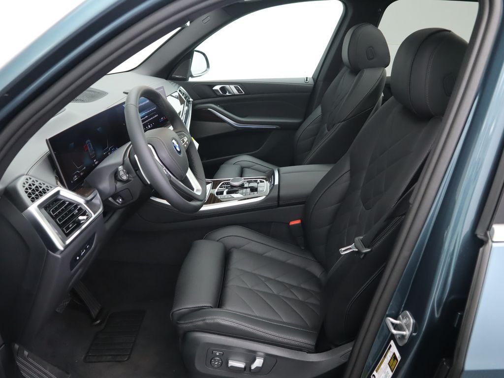 Used 2026 Blue BMW xDrive50e image 22