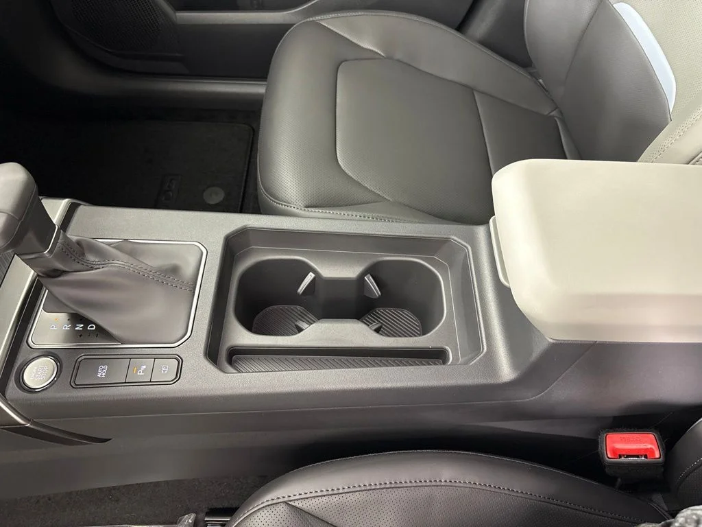 New 2027 Frost Blue Kia EX image 43