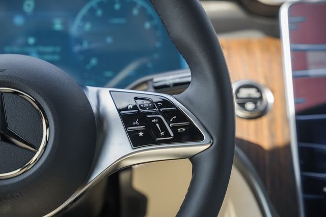 New 2026 Starling Blue Metallic Mercedes-Benz GLC 300 image 27