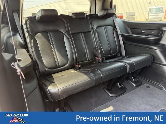 Used 2024 Baltic Gray Metallic Clearcoat Jeep Series III image 11