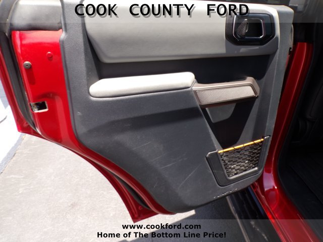 Used 2023 Hot Pepper Red Metallic Tinted Clearcoat Ford Badlands image 16