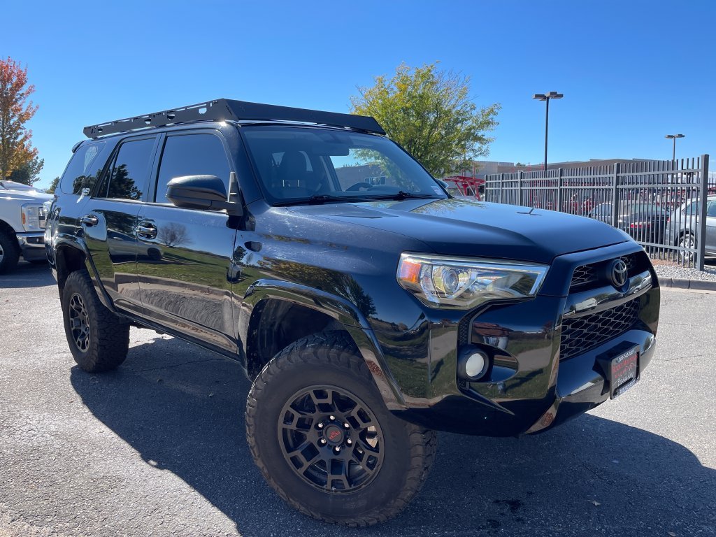 Used 2016 Black Toyota SR5 image 1