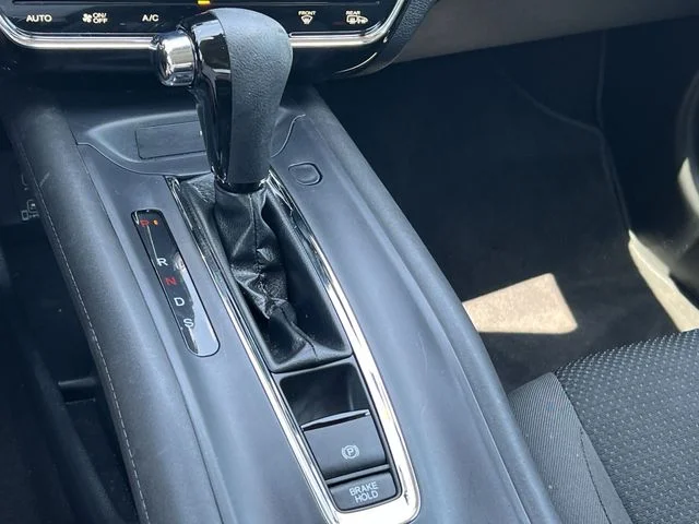Used 2022  Honda EX image 22