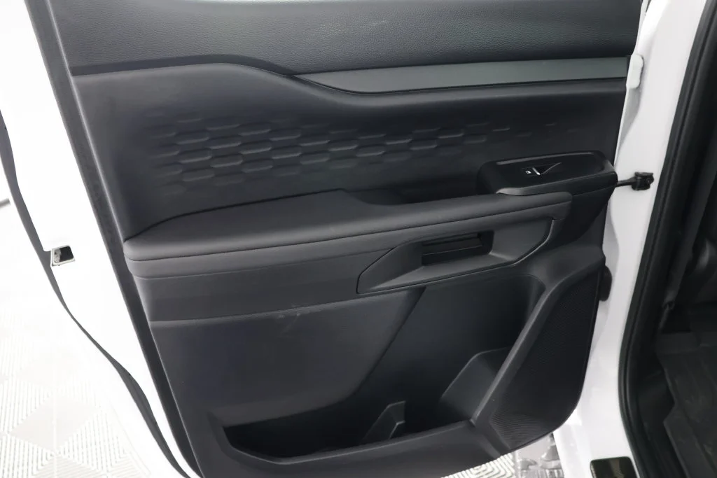 Used 2024 White Ford XL image 23