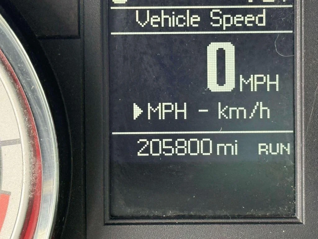 Used 2011 Gray Dodge Crew image 19