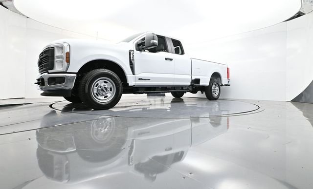 New 2026 Oxford White Ford F-350® XL image 69