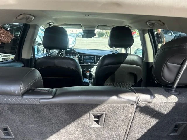 Used 2020 Gray Buick Preferred image 27