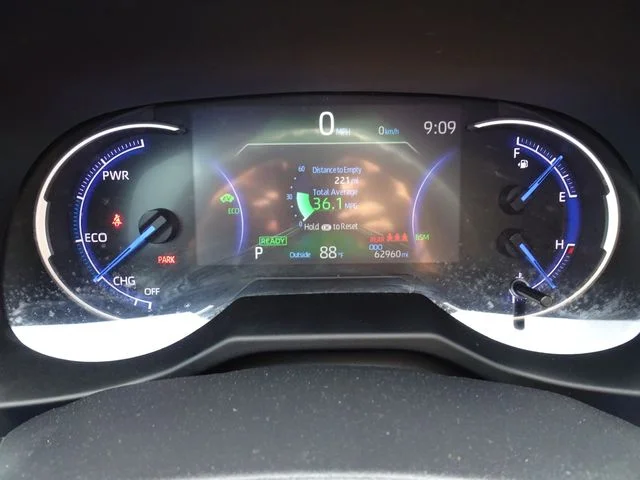 Used 2024 Ice Toyota XLE image 12