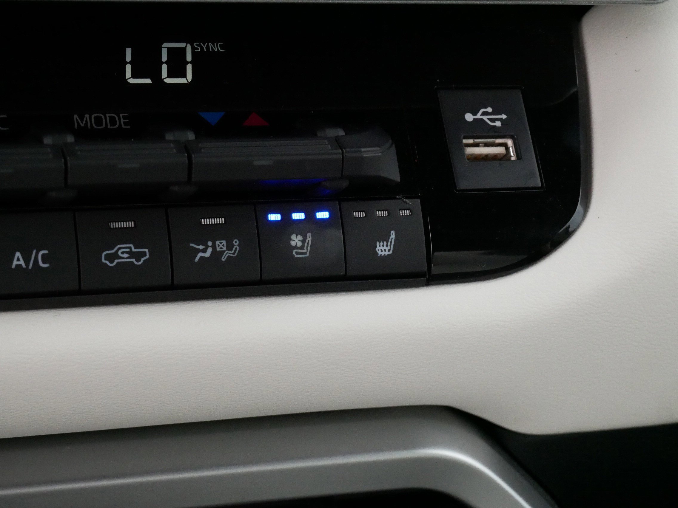 2024 Toyota Tundra Capstone - Photo 31