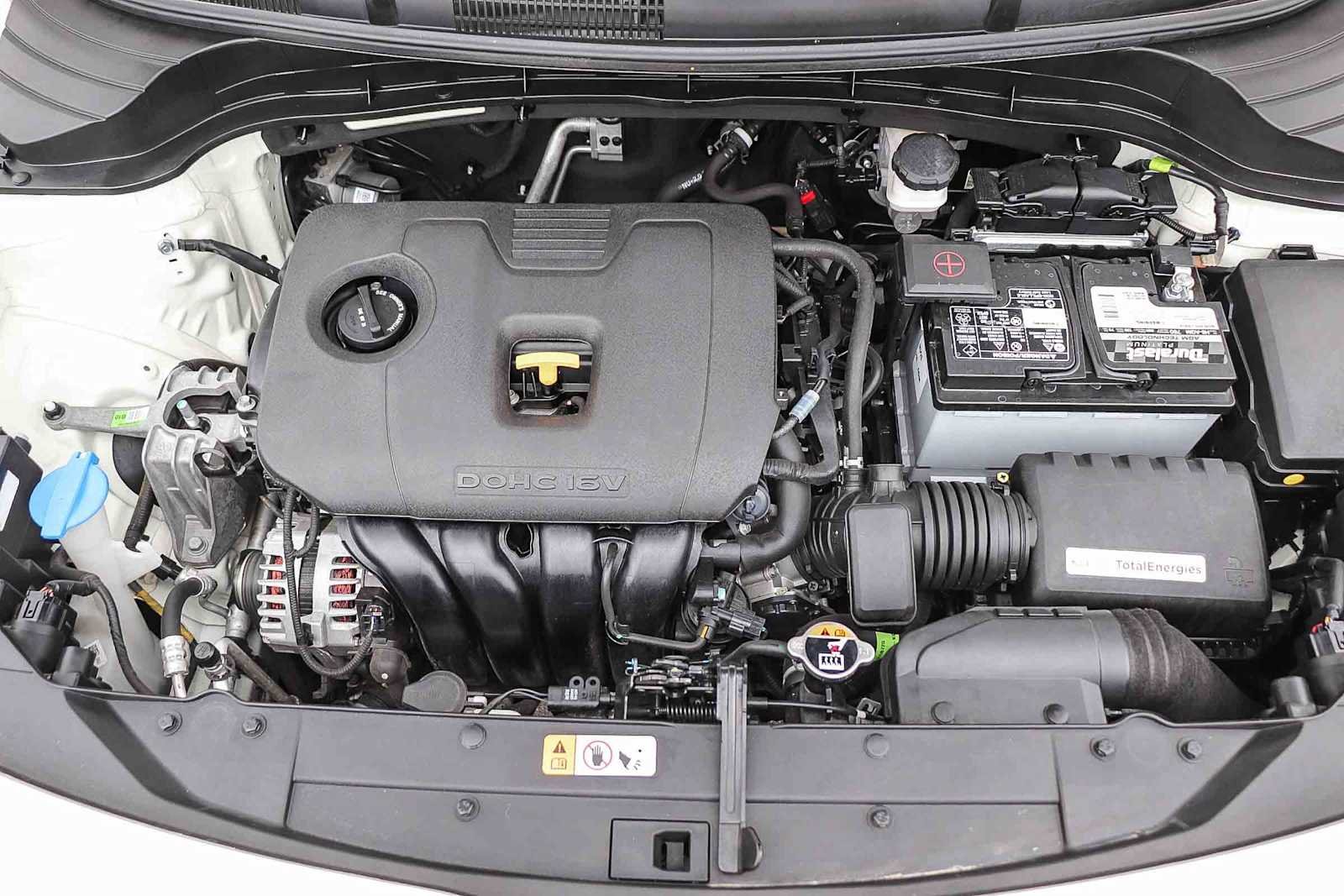 Used 2023 Snow White Pearl Kia GT-Line image 27