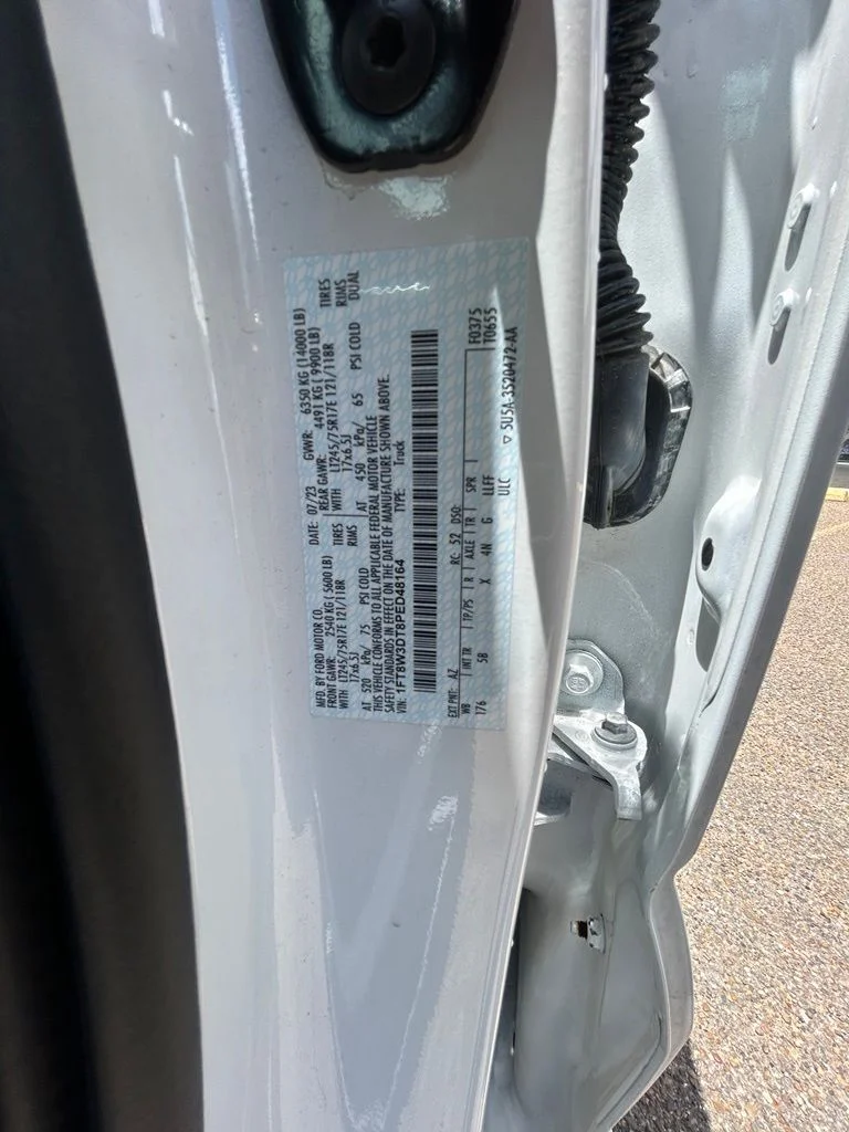 Used 2023 White Ford Lariat image 10