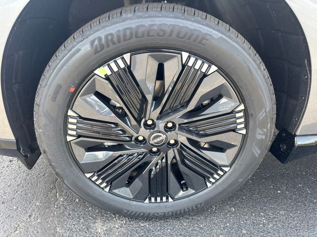 New 2026 Gun Metallic Nissan Platinum image 10