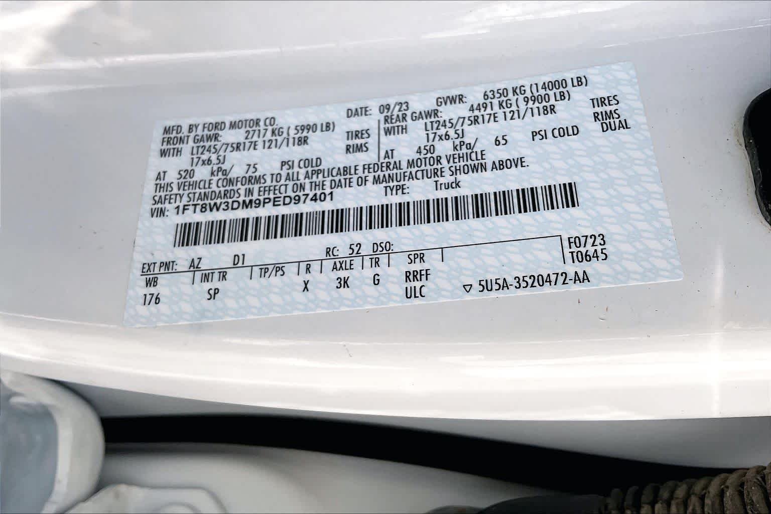 Used 2023 Star White Metallic Tri-Coat/Stone Gray Ford King Ranch image 35