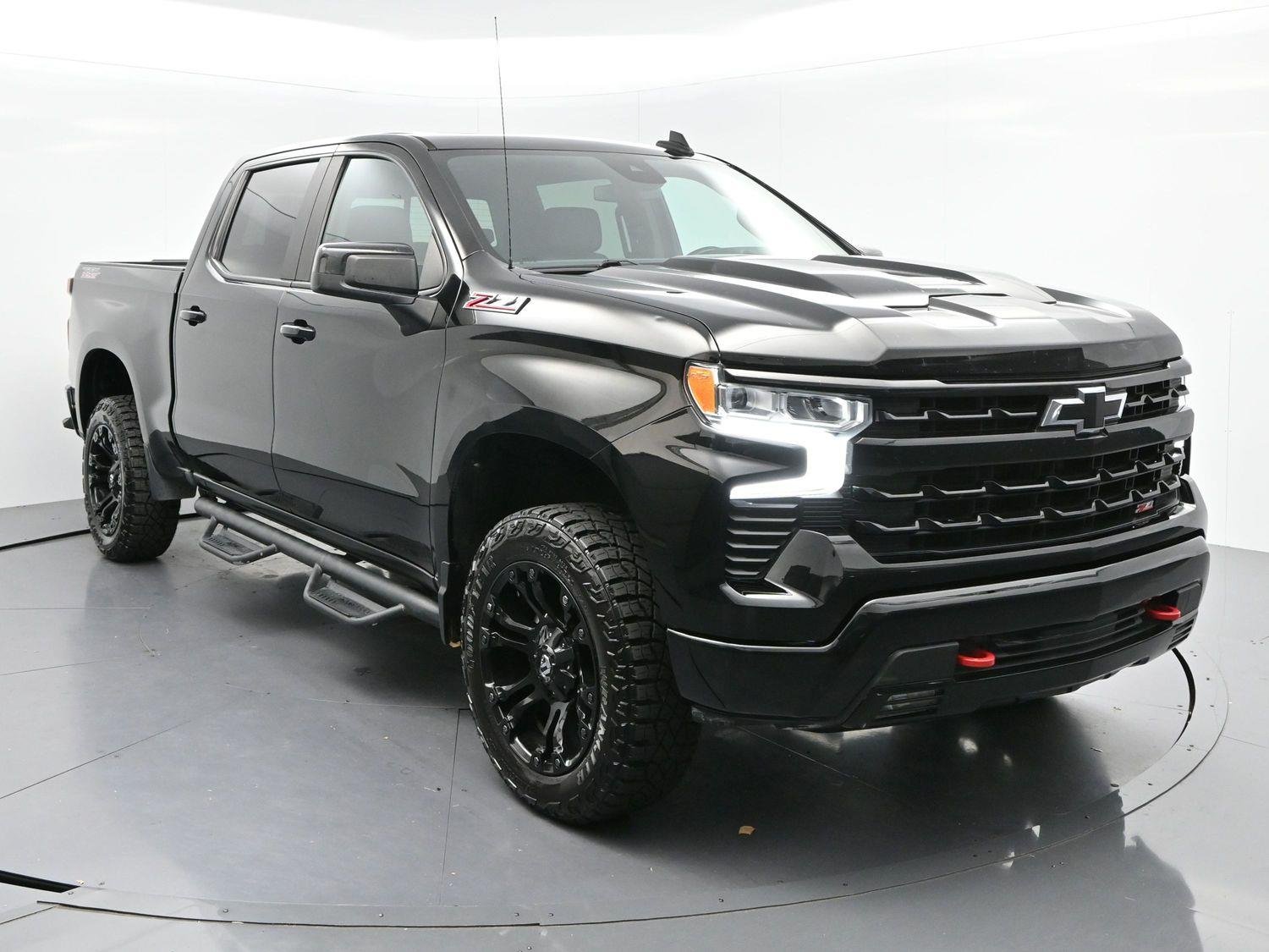 Used 2022 Black Chevrolet LT Trail Boss image 2